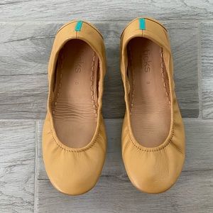 Tieks Camel sz 8